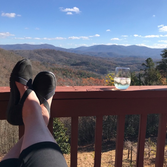 Meet your Posher, Brenda - Picture 1 of 1